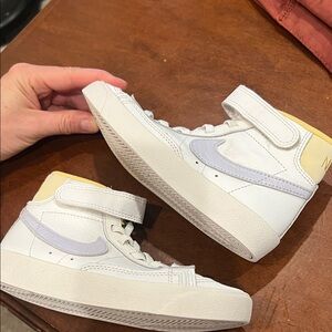 Nike Kids White and Gold High-Top Sneakers size 11.5